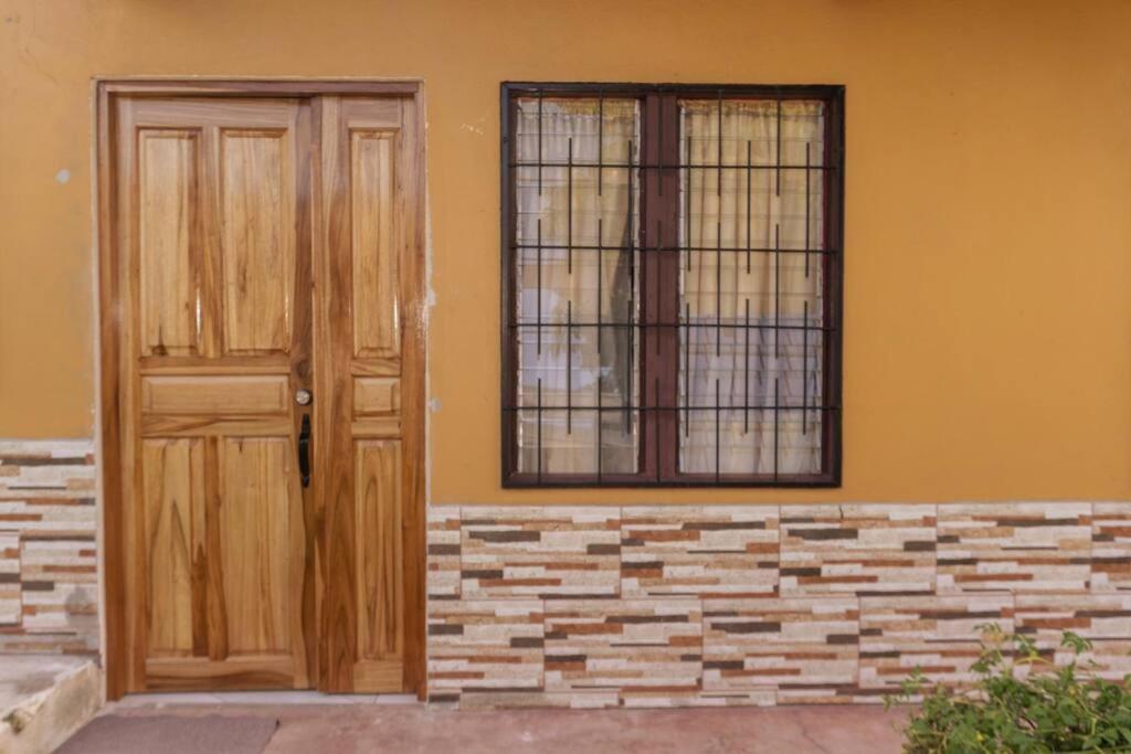 Apartamento Daly 3 Guápiles Esterno foto